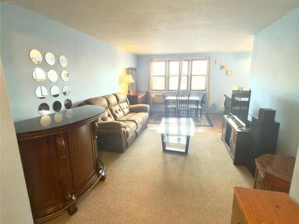 84-09 155th Avenue 2H, Howard Beach NY 11414