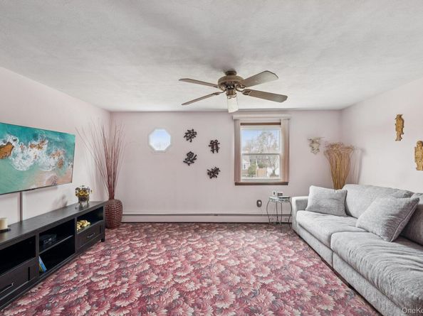 182 Evergreen Avenue, Brentwood NY 11717