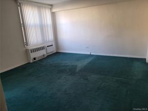 43-25 Douglaston Parkway 4J, Douglaston NY 11363