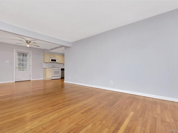 842 Brook Street, West Babylon NY 11704