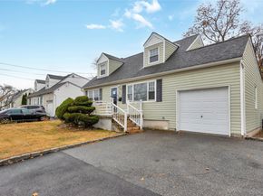 842 Brook Street, West Babylon NY 11704