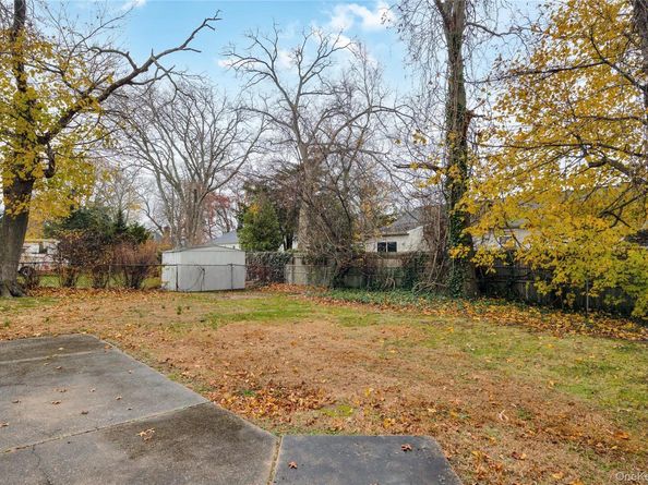 842 Brook Street, West Babylon NY 11704