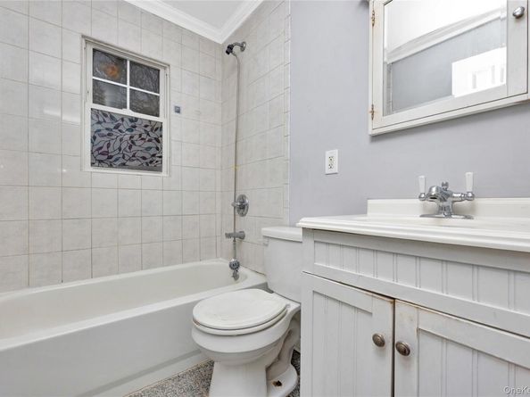 842 Brook Street, West Babylon NY 11704