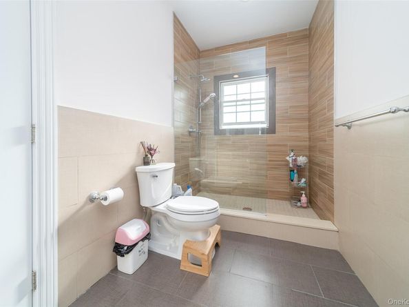 157 Evans Avenue, Albertson NY 11507