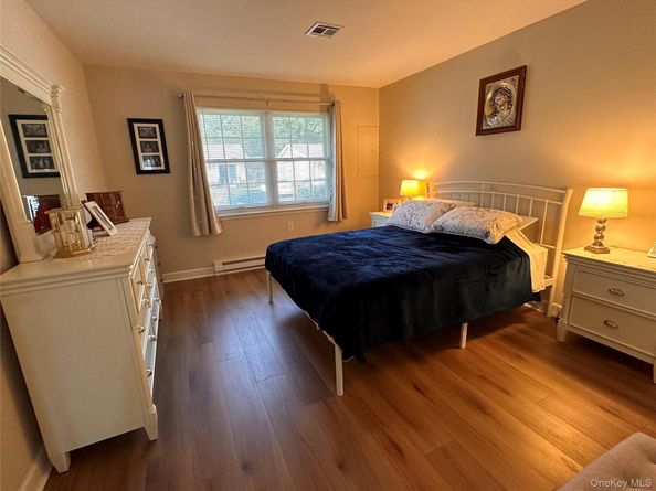 276 Berwick Court A, Ridge NY 11961