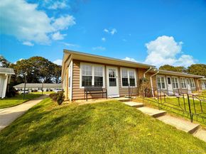 276 Berwick Court A, Ridge NY 11961