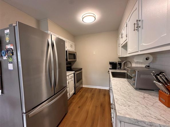 276 Berwick Court A, Ridge NY 11961