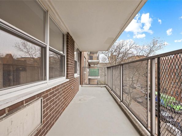 2550 Olinville Avenue 4F, Bronx NY 10467
