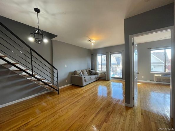 175-24 89th Avenue C, Jamaica NY 11432