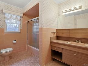 14 Aspen Way, Thornwood NY 10594