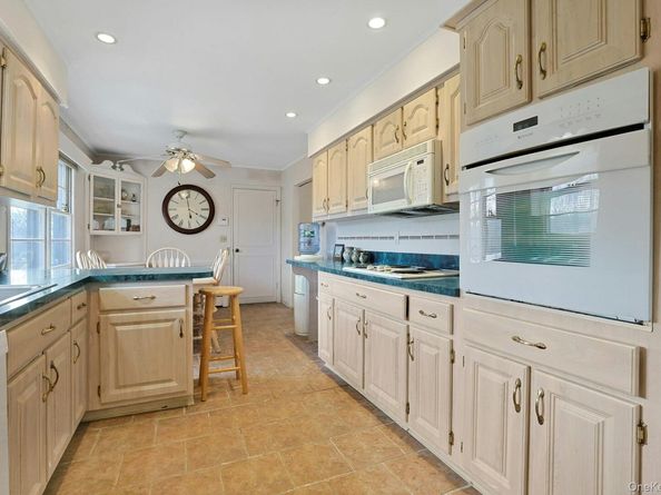 14 Aspen Way, Thornwood NY 10594