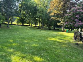 14 Aspen Way, Thornwood NY 10594