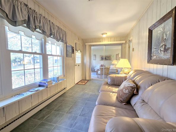 289 Cardiff Court B, Ridge NY 11961