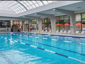 1 BAY CLUB Drive 6V, Bayside NY 11360