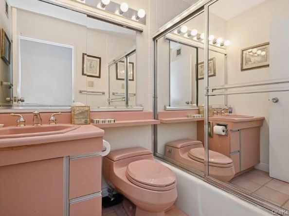 1 BAY CLUB Drive 6V, Bayside NY 11360