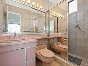 1 BAY CLUB Drive 6V, Bayside NY 11360