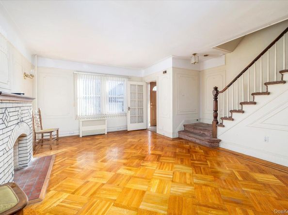 53-54 66th Street, Maspeth NY 11378