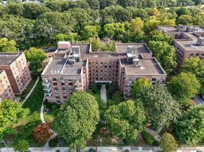 224-24 Union Turnpike 4J, Oakland Gardens NY 11364