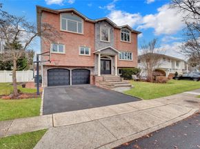 11 Fishermans Drive, Port Washington NY 11050