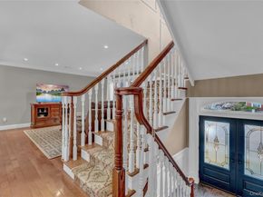 11 Fishermans Drive, Port Washington NY 11050