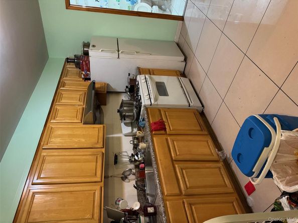 10815 37th Drive 4B, Corona NY 11368
