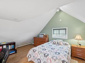 14 March Lane, Westbury NY 11590