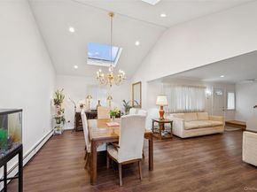 14 March Lane, Westbury NY 11590