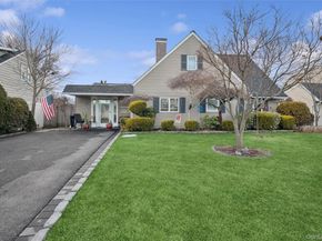 14 March Lane, Westbury NY 11590