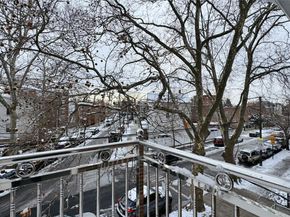 107-47 49th Ave, Corona NY 11368