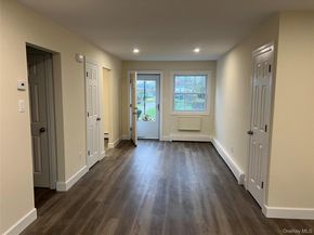 43 Springwood Drive, North Babylon NY 11703