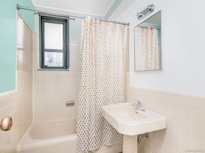 1521 Unionport Road 11A, Bronx NY 10462