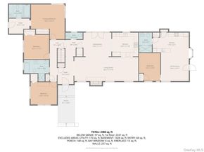 33 Fleets Cove Road, Huntington NY 11743