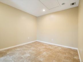 33 Fleets Cove Road, Huntington NY 11743