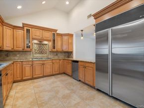 33 Fleets Cove Road, Huntington NY 11743