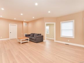 115 N Bergen Place, Freeport NY 11520