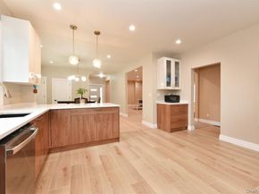 115 N Bergen Place, Freeport NY 11520