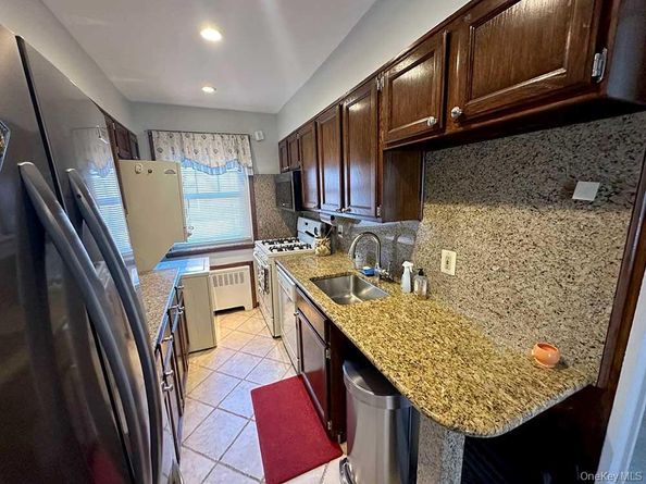 251-19 61st Avenue 19A, Little Neck NY 11362