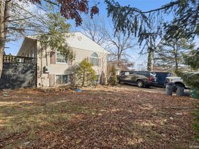 3 Allegheny Drive W, Farmingville NY 11738