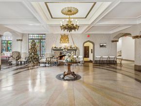 12 Hempstead Avenue 3N, Rockville Centre NY 11570