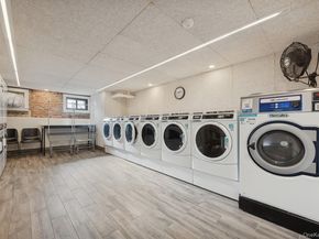 12 Hempstead Avenue 3N, Rockville Centre NY 11570