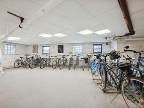 12 Hempstead Avenue 3N, Rockville Centre NY 11570