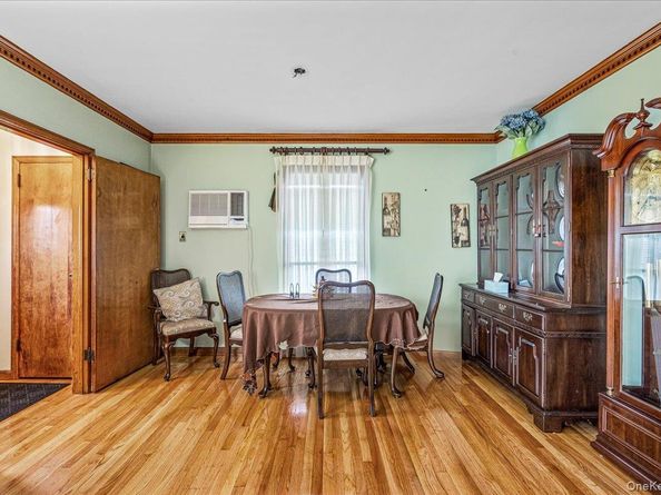 15411 Willets Point Boulevard, Whitestone NY 11357