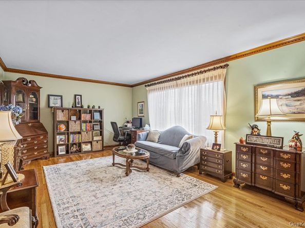 15411 Willets Point Boulevard, Whitestone NY 11357