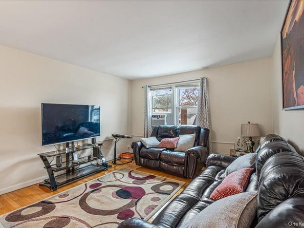 15411 Willets Point Boulevard, Whitestone NY 11357