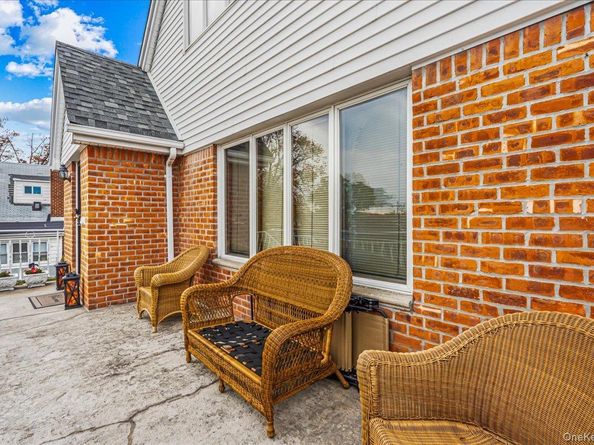 15411 Willets Point Boulevard, Whitestone NY 11357