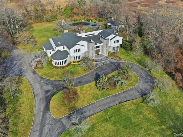 1 Private Lane, Old Brookville NY 11545