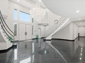 1 Private Lane, Old Brookville NY 11545