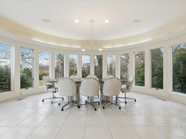 1 Private Lane, Old Brookville NY 11545