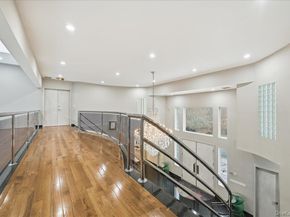 1 Private Lane, Old Brookville NY 11545