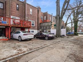 2521 Yates Avenue, Bronx NY 10469